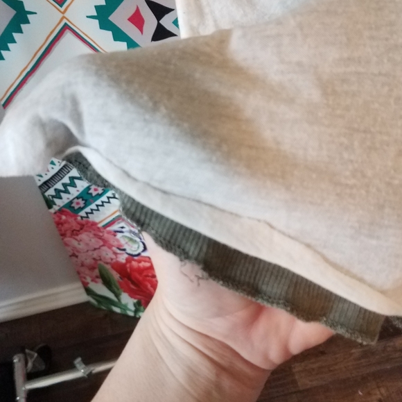 Water colored tank top - Picture 5 of 7